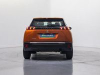 Usado Peugeot 2008 Active 100 CV (73 kW) 2023 Naranja SUV
