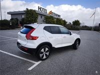 Usado Volvo XC40 Core 163 HP (119 kW) 2022 Branco SUV