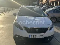 Usado Peugeot 2008 Style 100 CV (73 kW) 2017 Blanco SUV