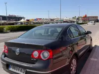 Usado VW Passat Sportline 140 CV (102 kW) 2007 Gris / plata Berlina