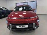 Usado Hyundai Kona 100 CV (73 kW) 2025 Rojo SUV