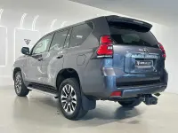 Usado Toyota Land Cruiser 204 CV (150 kW) 2023 Gris / plata SUV