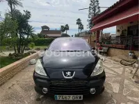 Usado Peugeot 307 90 CV (66 kW) 2005 Negro Berlina