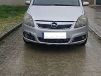Usado Opel Zafira Cosmo 150 CV (110 kW) 2006 Gris / plata Monovolumen