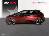 Usado Nissan Micra Acenta 92 HP (67 kW) 2021 Vermelho Sedan