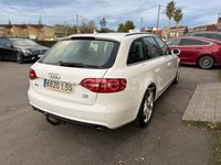 Usado Audi A4 245 CV (180 kW) 2012 Blanco Familiar