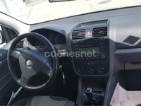 Usado VW Golf IV Trendline 105 CV (77 kW) 2004 Negro Berlina
