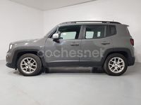Usado Jeep Renegade Limited 120 CV (88 kW) 2022 Gris / plata SUV