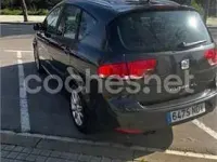 Usado Seat Altea XL Style 140 CV (102 kW) 2011 Negro Monovolumen