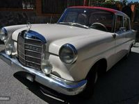 Usado Mercedes 200 54 CV (39 kW) 1972 Blanco Berlina