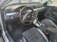 Usado VW Passat Highline 170 CV (125 kW) 2009 Gris / plata Berlina