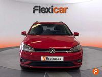 Usado VW Golf VII Advance 116 CV (85 kW) 2019 Rojo Familiar