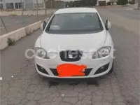 Usado Seat Leon Reference 105 CV (77 kW) 2010 Blanco Utilitario