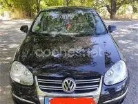 Usado VW Jetta Advance 140 CV (102 kW) 2007 Negro Berlina