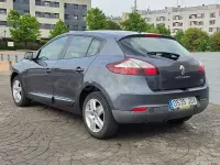 Usado Renault Mégane Business 95 CV (69 kW) 2015 Gris / plata Berlina