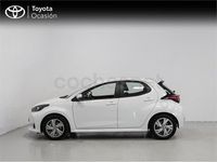 Usado Toyota Yaris Hybrid Active 116 CV (85 kW) 2025 Blanco Berlina