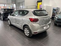 Usado Dacia Sandero Expression 91 CV (66 kW) 2023 Gris / plata Berlina