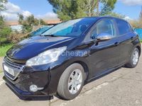 Usado Peugeot 208 Style 82 CV (60 kW) 2014 Negro Utilitario