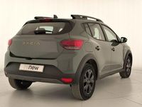 Usado Dacia Sandero Extreme 101 CV (74 kW) 2025 Verde Berlina