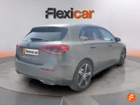 Usado Mercedes A180 116 CV (85 kW) 2019 Gris / plata Berlina