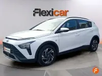 Usado Hyundai Bayon 100 CV (73 kW) 2023 Blanco SUV
