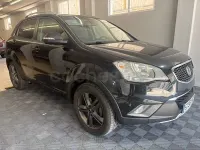 Usado SsangYong Korando Premium Plus 149 CV (109 kW) 2012 Negro SUV