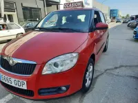 Usado Skoda Fabia SportLine 105 CV (77 kW) 2009 Rojo Utilitario