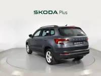 Usado Skoda Karoq Ambition 115 CV (84 kW) 2021 Gris SUV