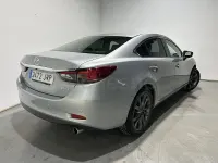Usado Mazda 6 Luxury 175 CV (128 kW) 2016 Gris / plata Familiar