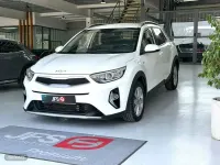 Usado Kia Stonic 120 CV (88 kW) 2022 Blanco SUV