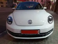 Usado VW Beetle Design 150 CV (110 kW) 2015 Blanco Utilitario