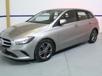 Usado Mercedes B200 163 CV (119 kW) 2020 Gris / plata Monovolumen