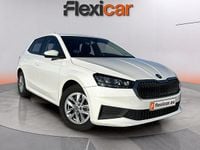 Usado Skoda Fabia Ambition 95 CV (69 kW) 2022 Blanco Utilitario