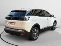 Usado Peugeot 3008 Allure 131 CV (96 kW) 2022 Blanco SUV