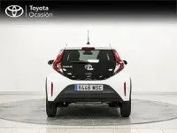 Usado Toyota Aygo Play 72 CV (52 kW) 2024 Blanco