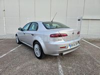 Usado Alfa Romeo 159 Distinctive 160 CV (117 kW) 2005 Gris / plata Berlina