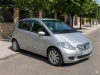 Usado Mercedes A180 Classic 109 CV (80 kW) 2008 Gris / plata Monovolumen
