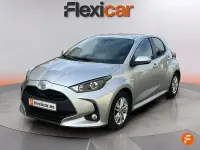 Usado Toyota Yaris Edition 125 CV (91 kW) 2022 Gris Berlina