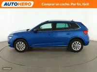 Usado Skoda Kamiq Ambition 110 CV (80 kW) 2024 Azul SUV