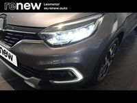 Usado Renault Captur Zen 120 CV (88 kW) 2017 Gris SUV