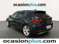 Usado Seat Leon FR 110 CV (80 kW) 2022 Negro