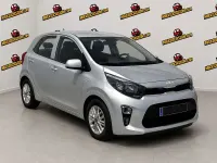 Usado Kia Picanto GT-Line 84 CV (61 kW) 2024 Gris / plata Utilitario