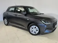 Usado Suzuki Swift 82 CV (60 kW) 2024 Gris Utilitario