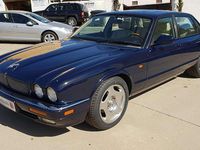 Usado Jaguar XJR S 322 CV (236 kW) 1995 Azul Berlina