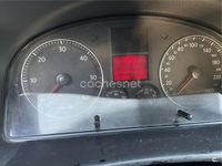 Usado VW Touran Trendline 100 CV (73 kW) 2004 Gris / plata Monovolumen