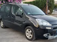 Usado Citroën Berlingo Seduction 75 CV (55 kW) 2013 Negro Monovolumen
