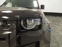 Usado Land Rover Defender SE Dynamic 300 HP (220 kW) 2025 Preto SUV