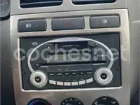 Usado Kia Rio 97 CV (71 kW) 2005 Azul Berlina