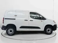 Usado Citroën Berlingo 131 CV (96 kW) 2022 Blanco Monovolumen