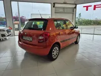 Usado Skoda Fabia 60 CV (44 kW) 2007 Naranja Berlina